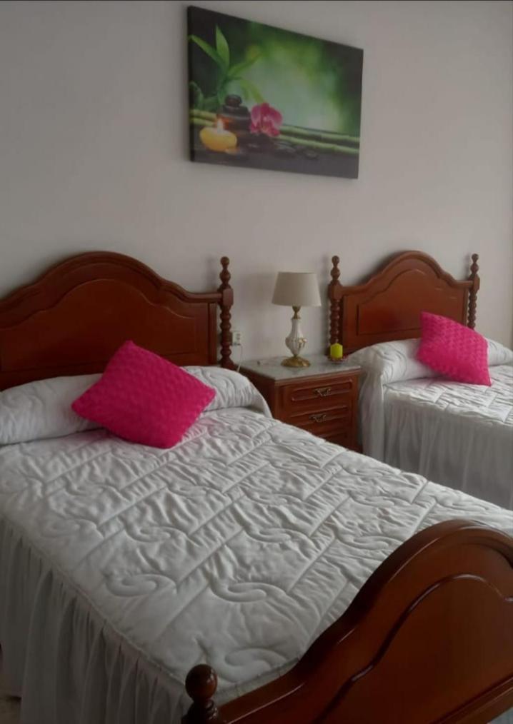 Albergue Agarimo Caldas De Reis Chambre photo
